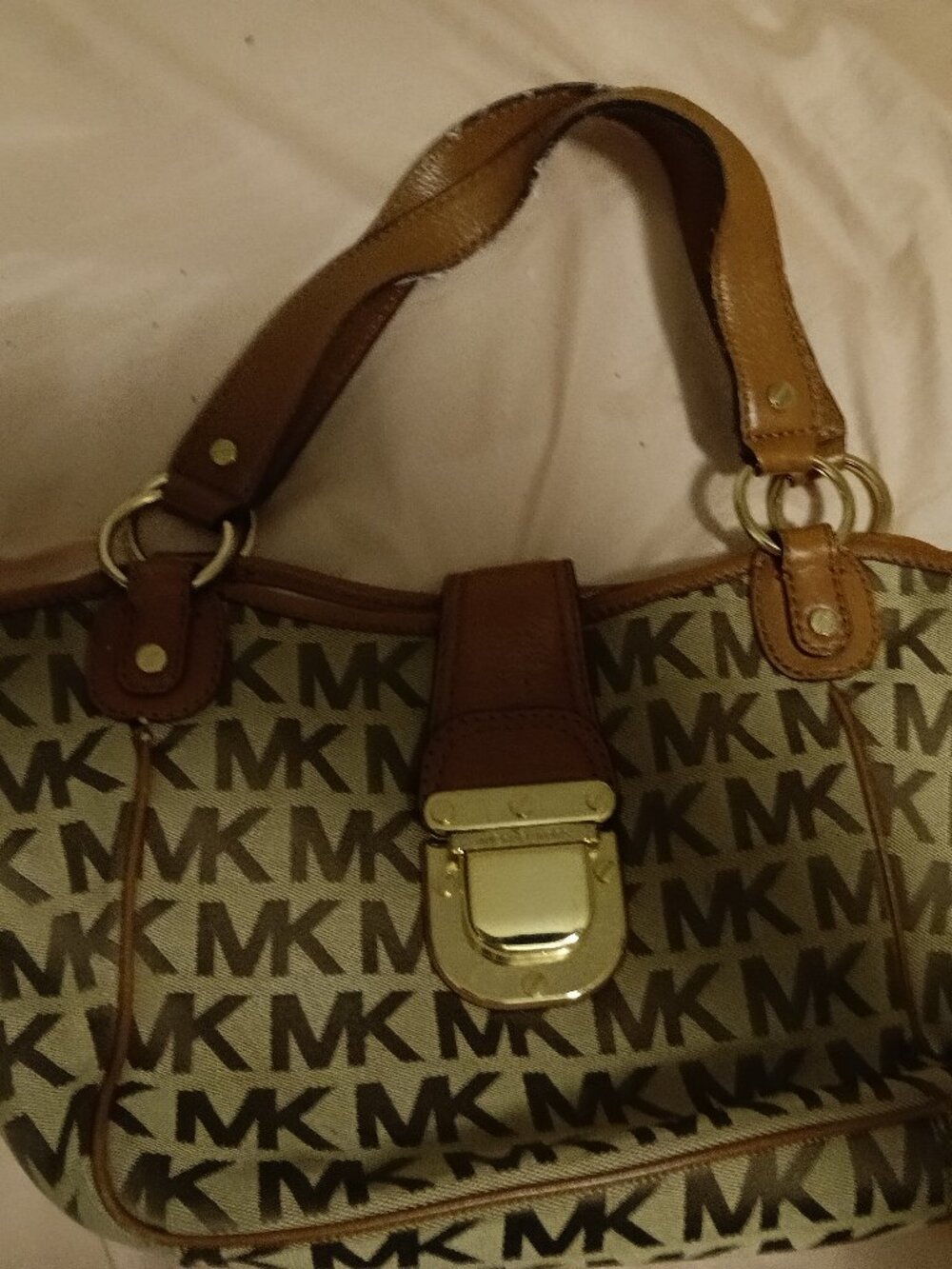 Michael Kors Handbag, Medium